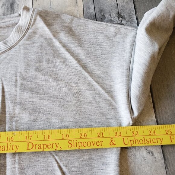 NWT - Ideology Women's Long-Sleeve Tulip-Hem Size L - Picture 4 of 5